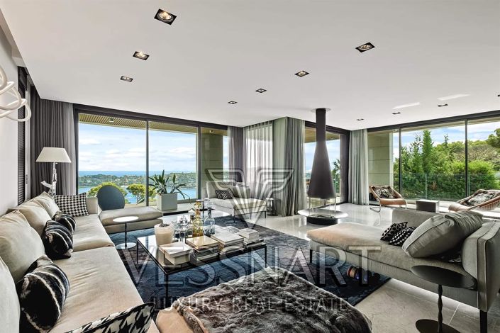 Image No.10-4 Bed House for sale