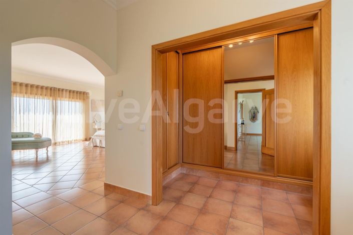 Image No.31-3 Bed House for sale