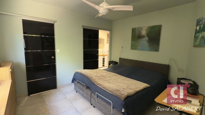 Image No.13-4 Bed Property for sale