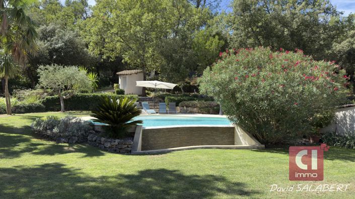 Image No.3-4 Bed Property for sale