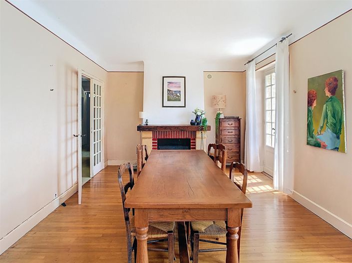 Image No.4-2 Bed House for sale