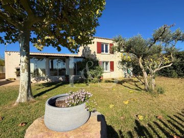 Maison de 2 chambres à vendre à Beauvoisin