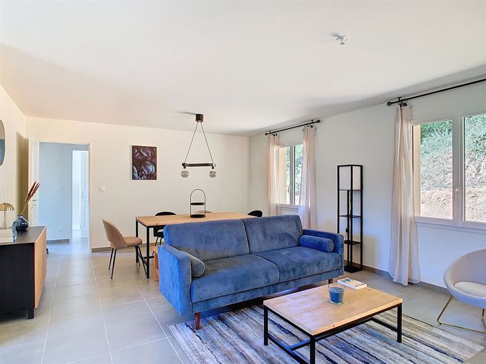 Image No.2-3 Bed House for sale