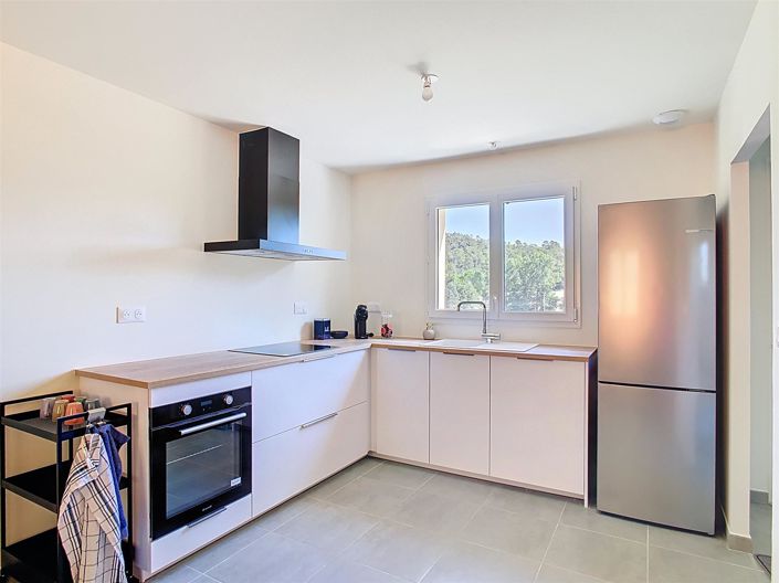 Image No.5-3 Bed House for sale