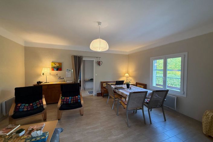 Image No.5-2 Bed House for sale