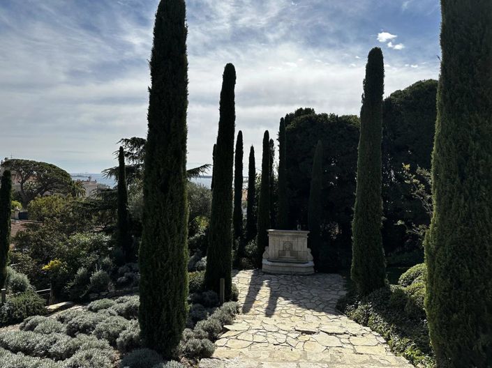 Image No.28-3 Bed Apartment for sale