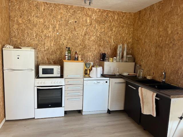 Image No.9-1 Bed House for sale