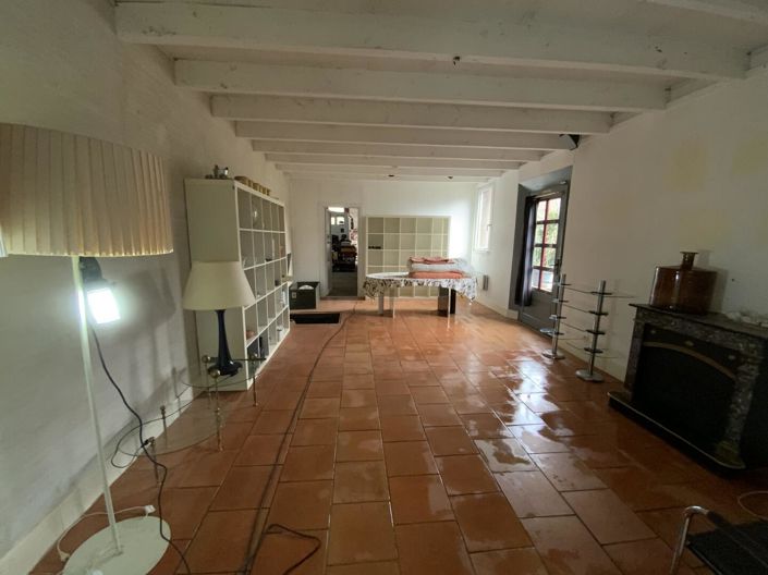 Image No.12-1 Bed House for sale