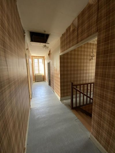 Image No.12-5 Bed House for sale