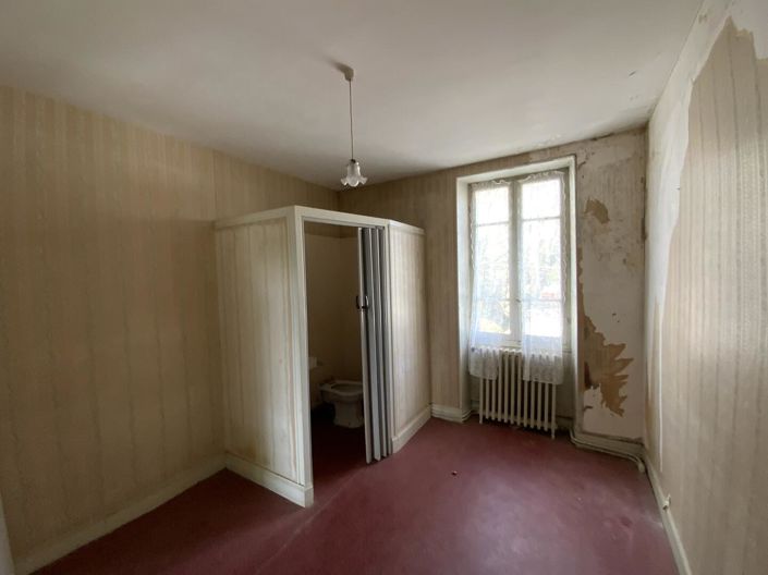 Image No.18-5 Bed House for sale