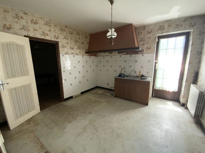 Image No.7-5 Bed House for sale