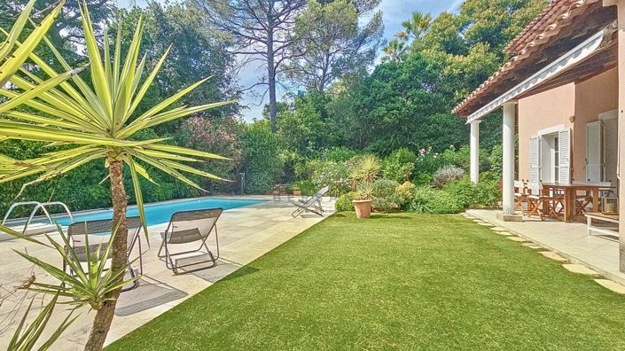 Image No.6-4 Bed House for sale