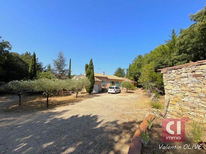 Image No.10-3 Bed House for sale