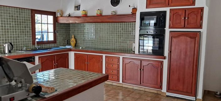 Image No.15-6 Bed House for sale