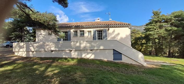 Image No.4-6 Bed House for sale