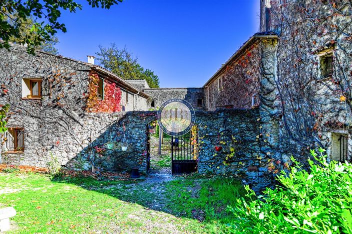 Image No.14-8 Bed House for sale