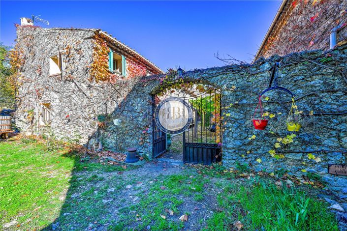 Image No.16-8 Bed House for sale