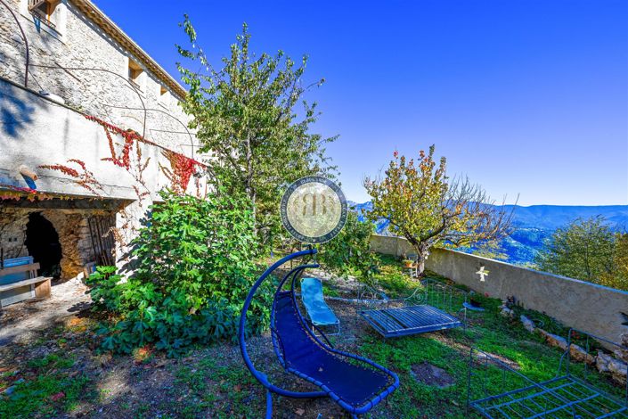 Image No.18-8 Bed House for sale