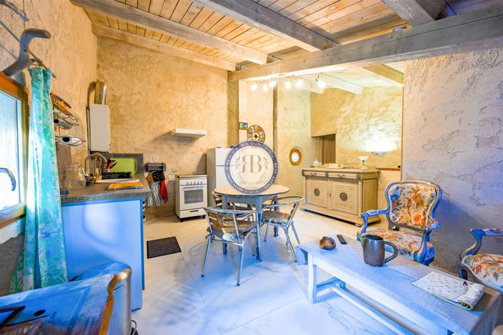 Image No.36-8 Bed House for sale