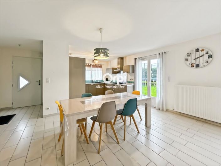 Image No.5-Maison de 3 chambres à vendre à Désertines