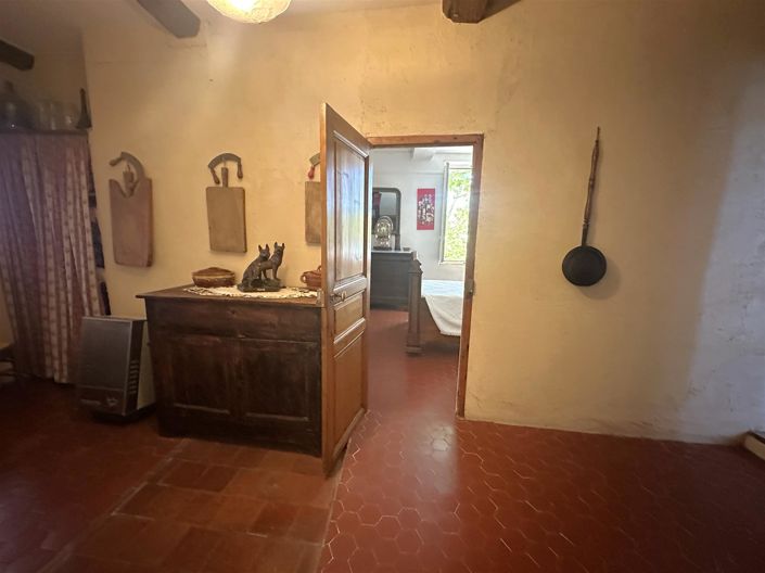 Image No.11-3 Bed House for sale