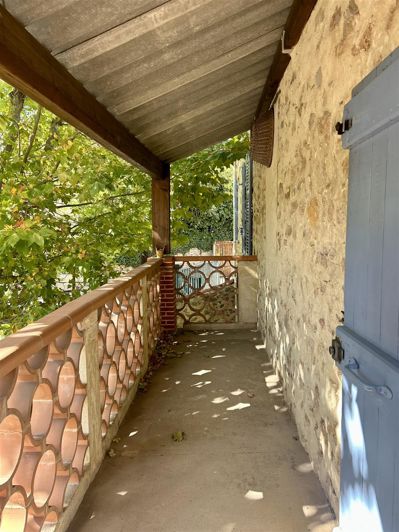 Image No.3-3 Bed House for sale