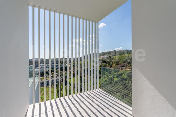 Image No.36-3 Bed House for sale