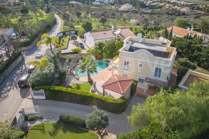 Image No.3-4 Bed House for sale