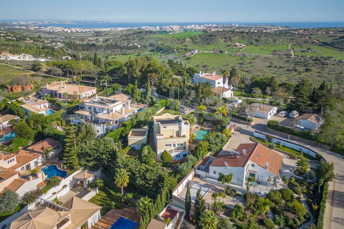 Image No.39-4 Bed House for sale