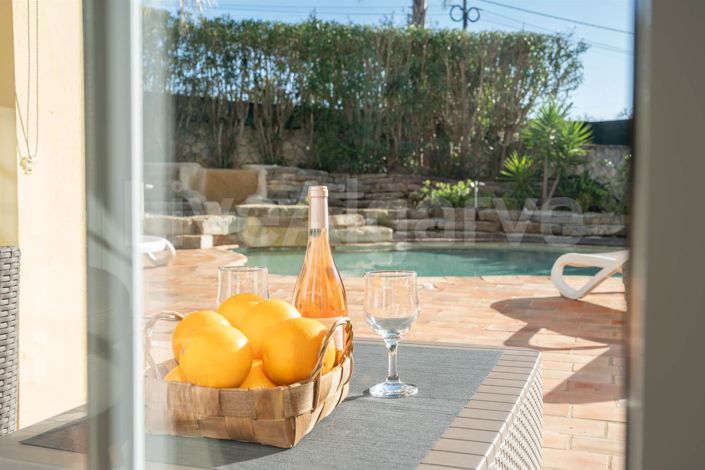 Image No.6-4 Bed House for sale