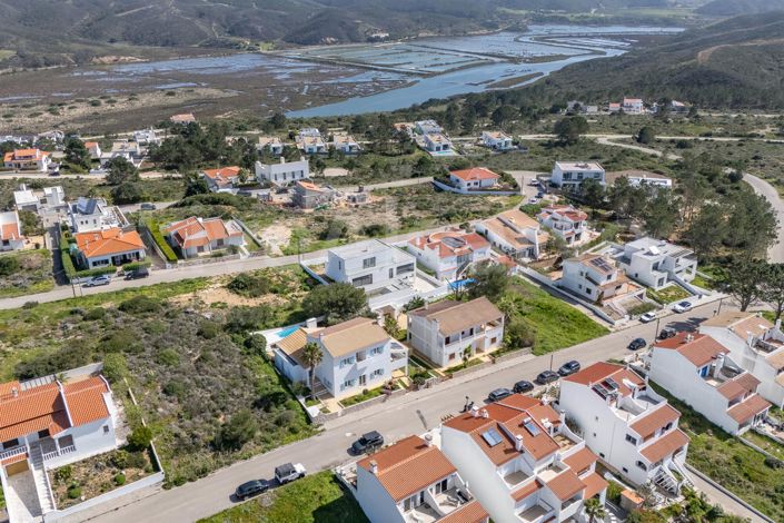 Image No.42-4 Bed House for sale