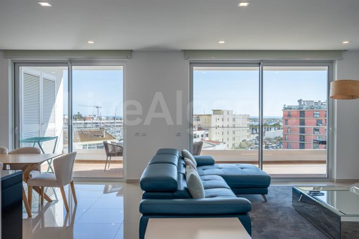 Image No.7-3 Bed Apartment for sale