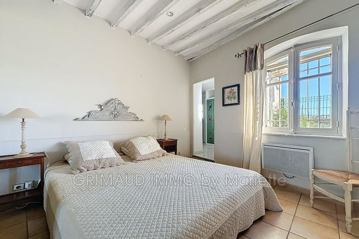 Image No.12-1 Bed House for sale