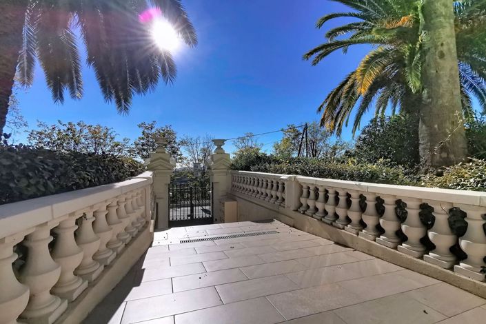 Image No.19-2 Bed Apartment for sale