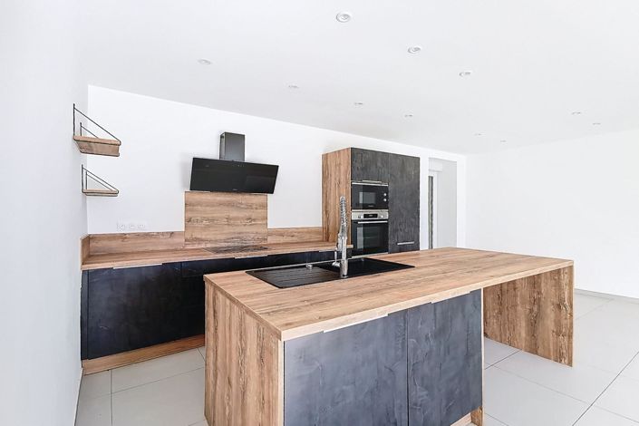 Image No.4-2 Bed Apartment for sale