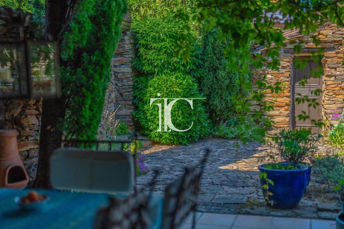 Image No.19-5 Bed House for sale