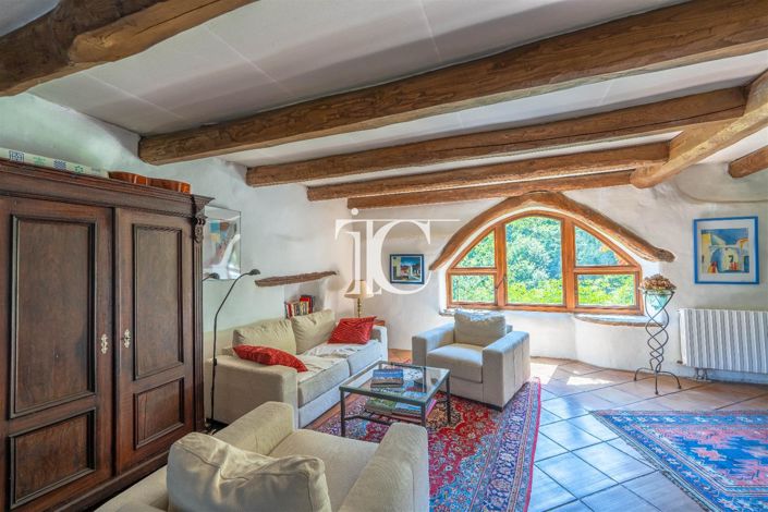 Image No.5-5 Bed House for sale