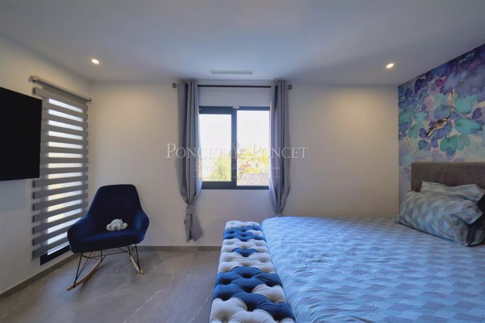 Image No.27-House for sale