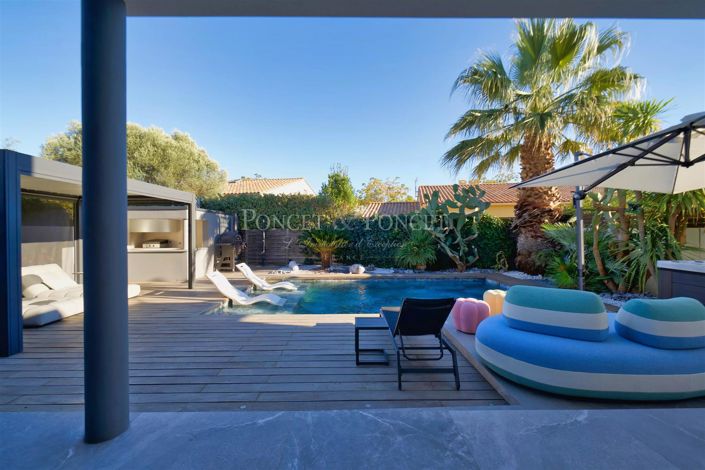 Image No.4-House for sale