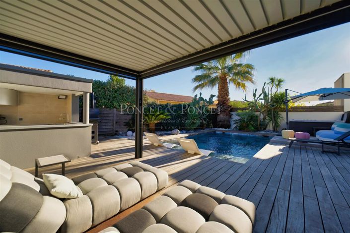 Image No.5-House for sale