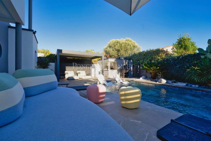 Image No.6-House for sale