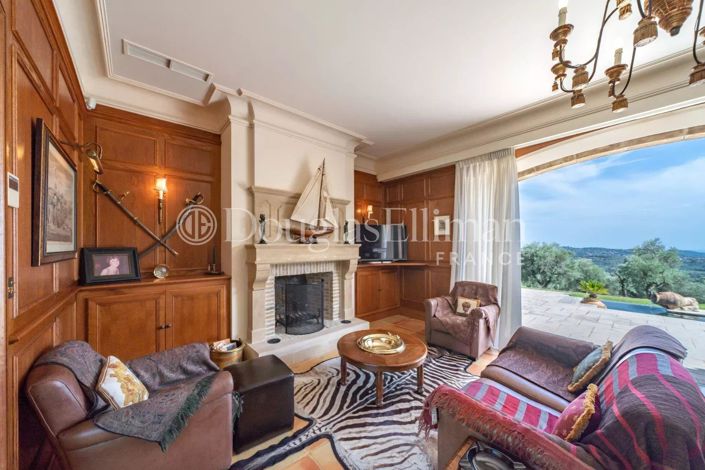 Image No.19-5 Bed House for sale