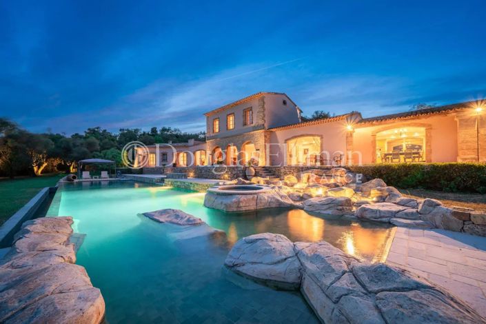 Image No.29-5 Bed House for sale