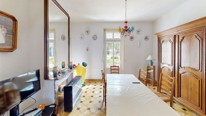 Image No.4-5 Bed House for sale