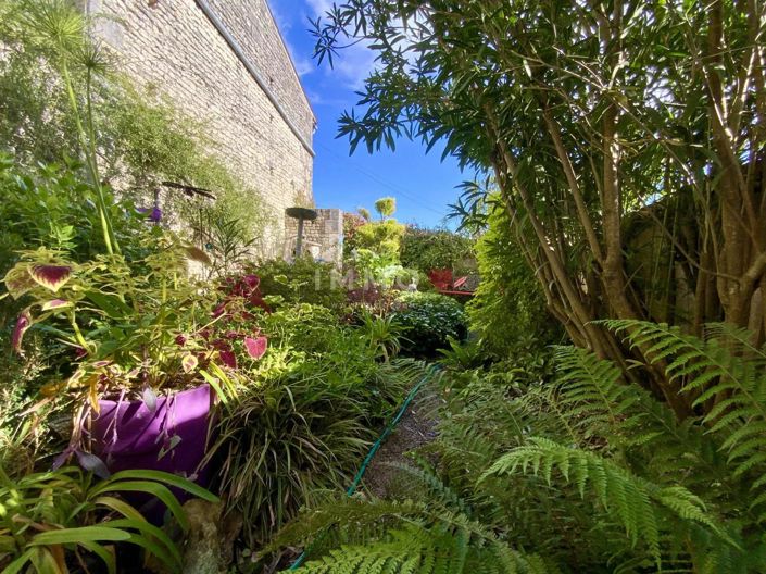 Image No.15-4 Bed House for sale