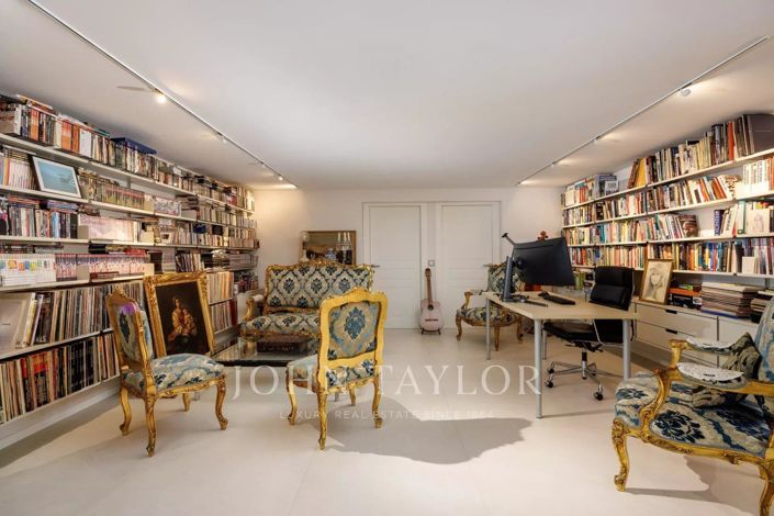 Image No.12-5 Bed House for sale