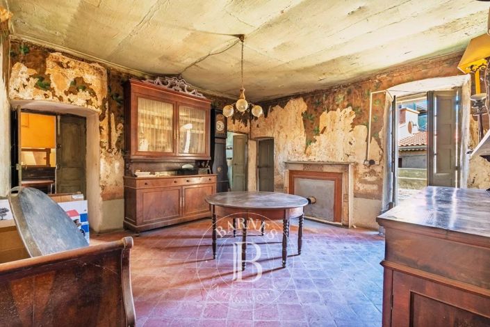 Image No.11-House for sale