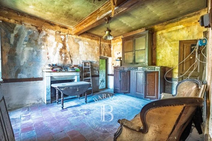 Image No.13-House for sale