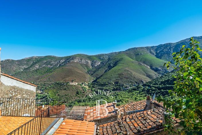 Image No.17-House for sale