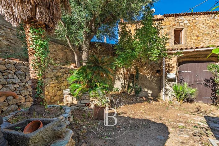 Image No.8-House for sale